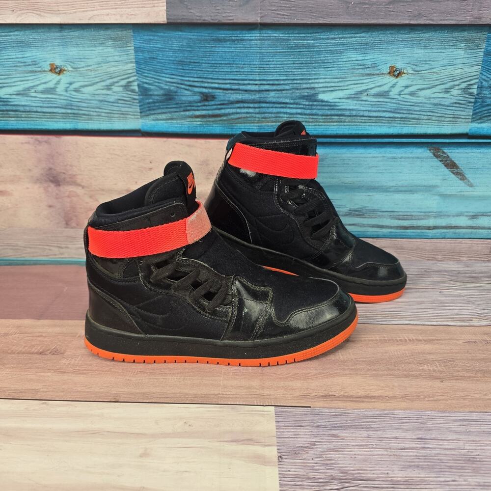 Air Jordan Air Jordan 1 Nova XX 'Bred' AV4052-006 Women's Shoes 9.5